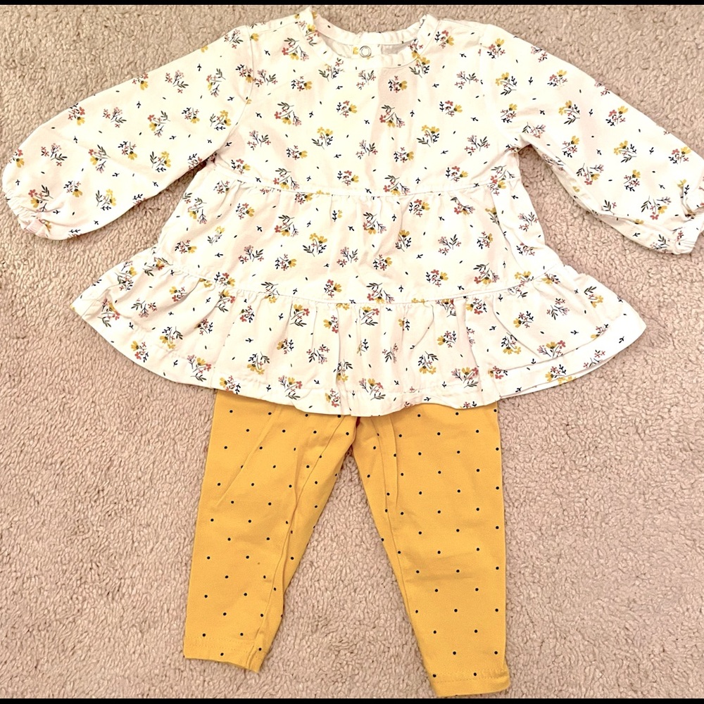 Carter’s baby girls floral & polka dot set 12 mos